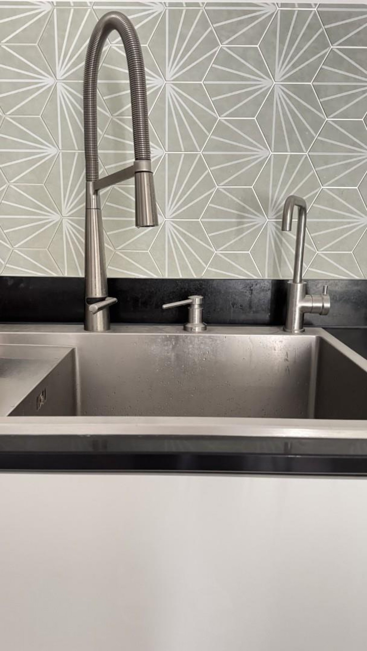 Gramophone Lane, Hayes, UB3 1FP