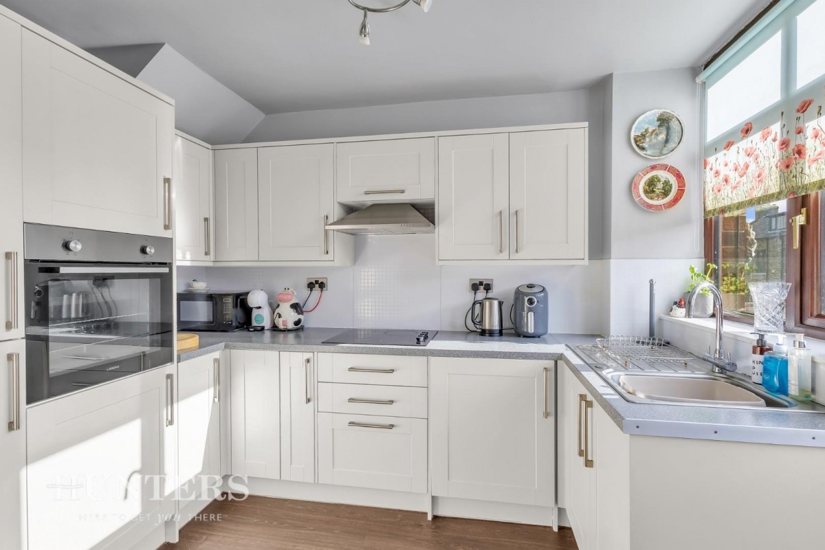 Berkley Walk, Littleborough, OL15 8NP
