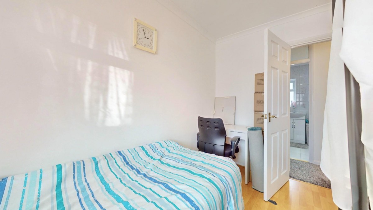 Brian Road, Chadwell Heath, RM6
