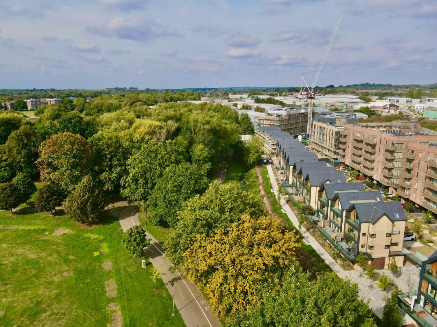 Kenmore Place, Riverside Park