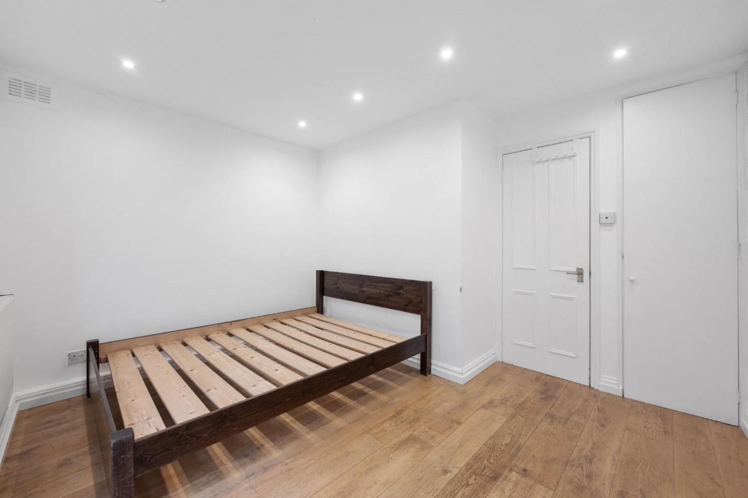 Brighton Road, London, N16