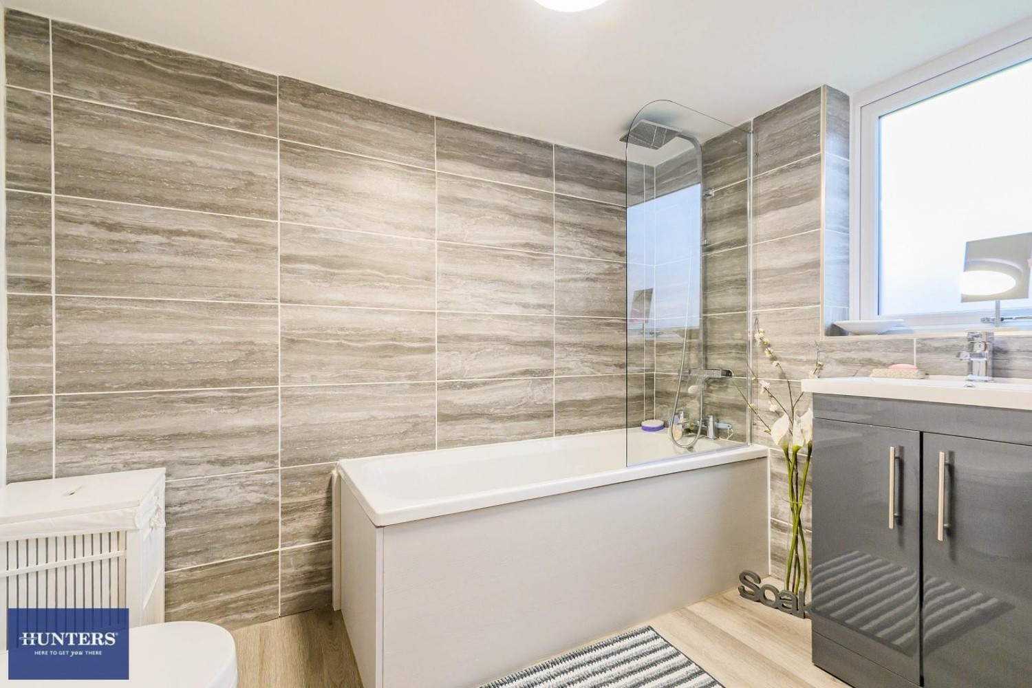 Whiteley Drive, Middleton, M24