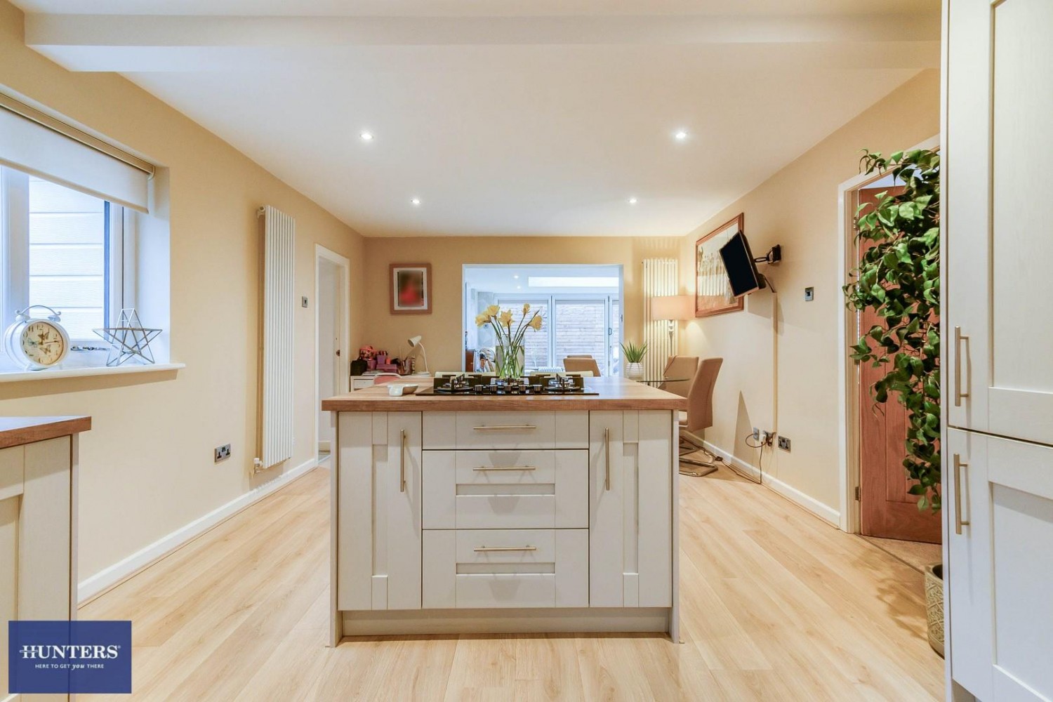 Whiteley Drive, Middleton, M24