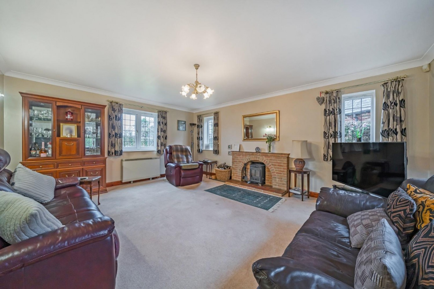 Main Road, Haltham, Horncastle , LN9 6JQ