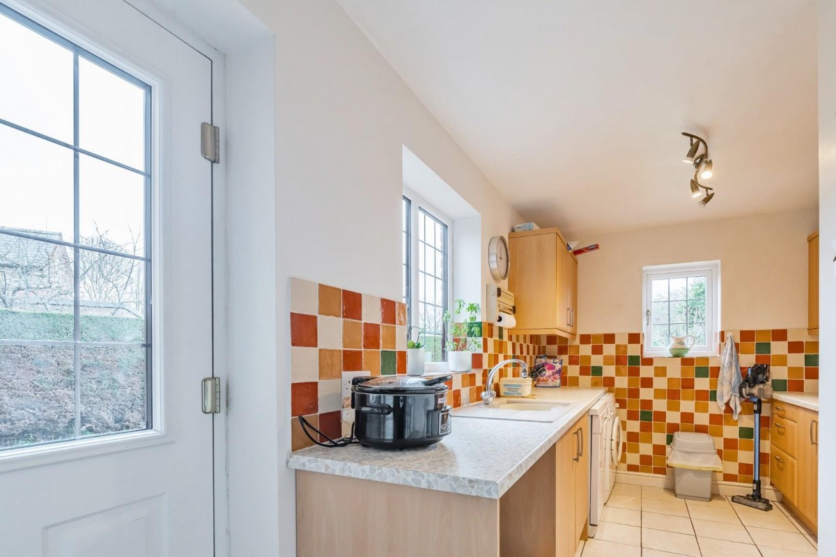 Main Road, Haltham, Horncastle , LN9 6JQ