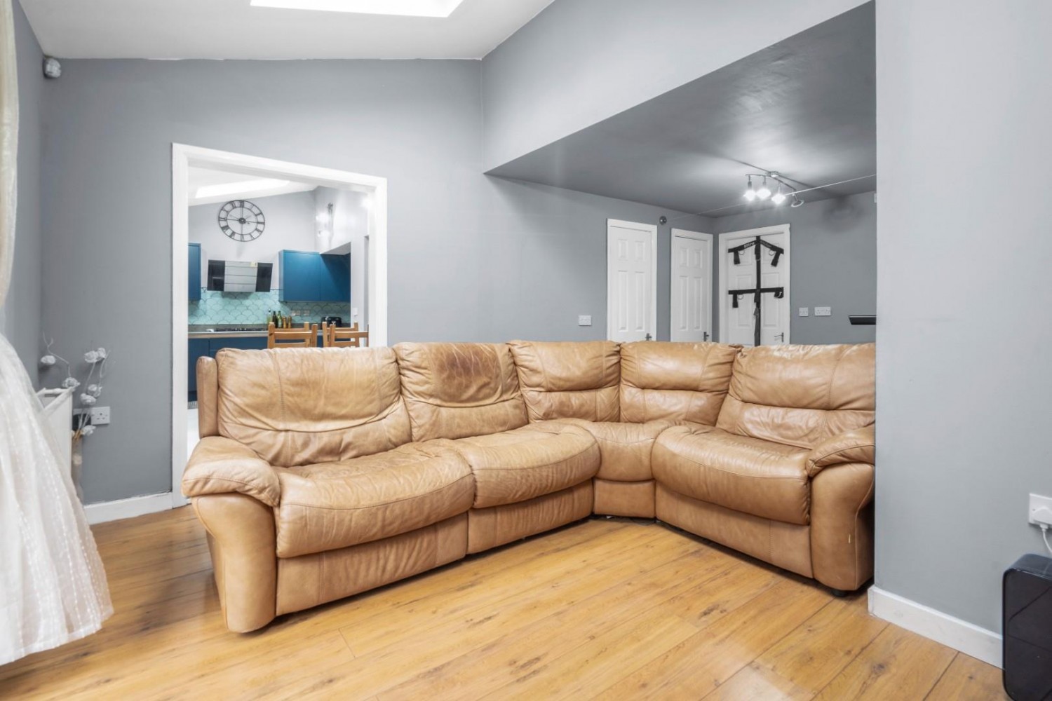 Linton Crescent, Alwoodley, Leeds