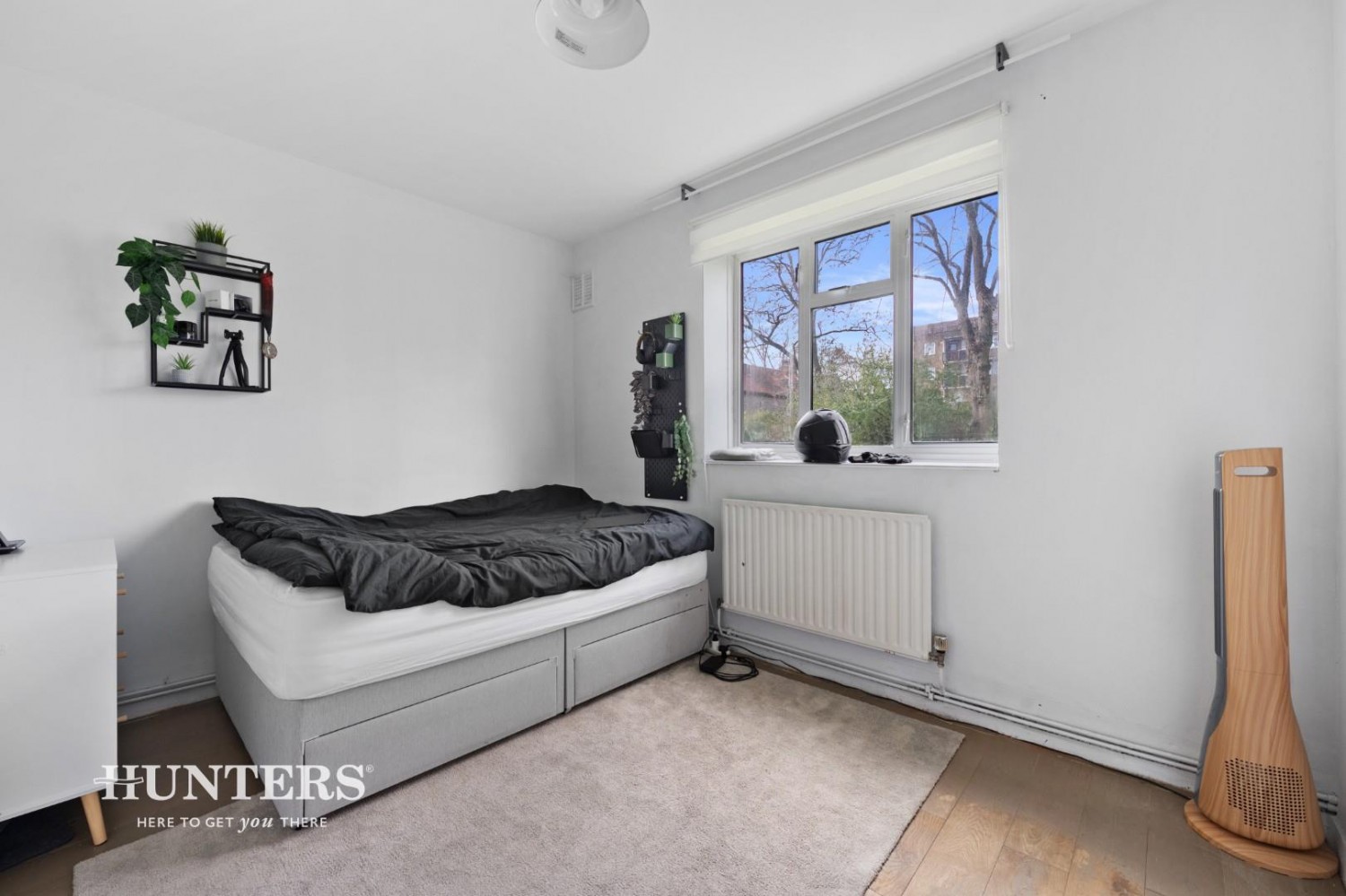 Mortimer Crescent, London