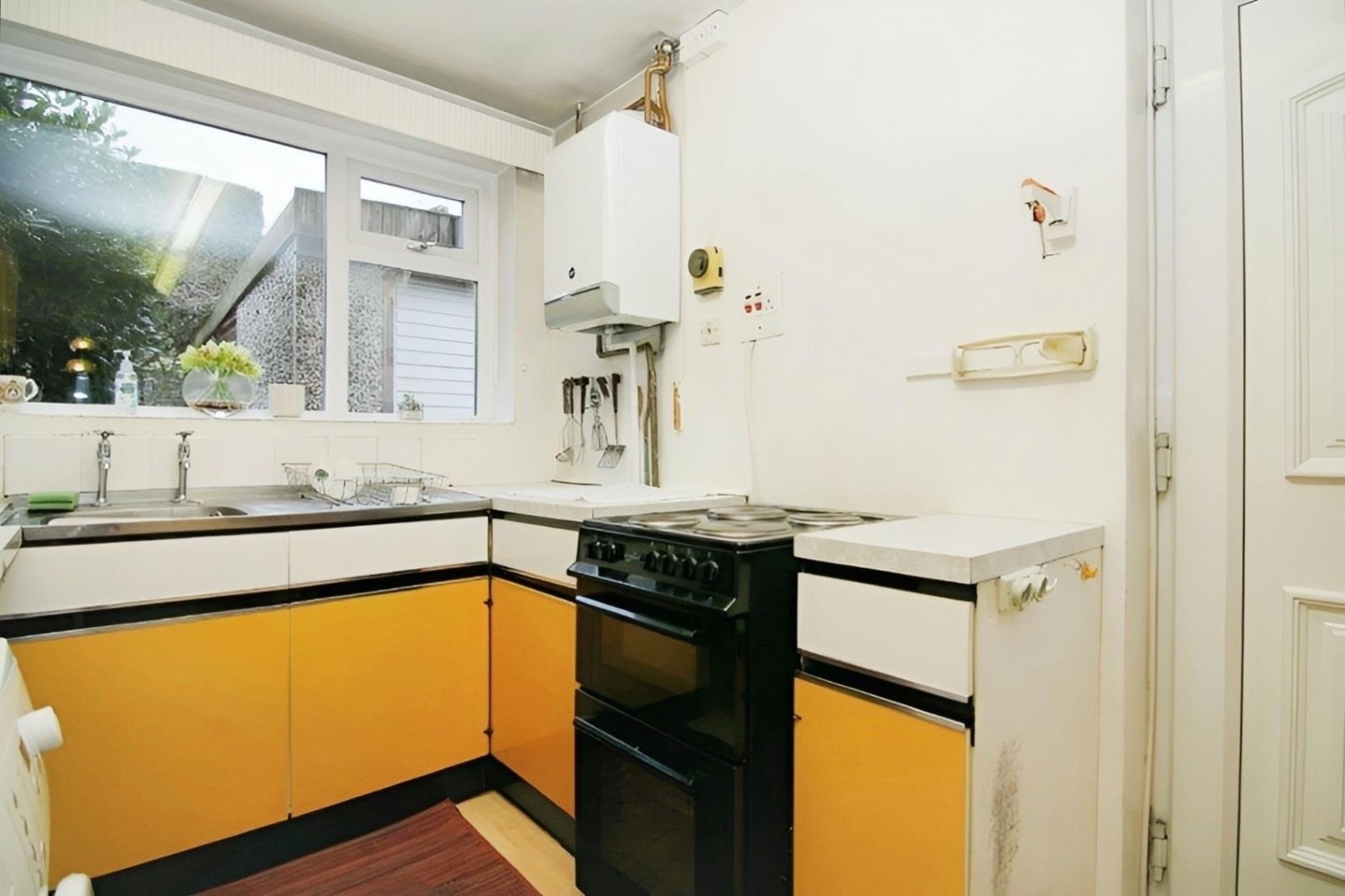 Well Garth View , Bramley , LS13 1EE