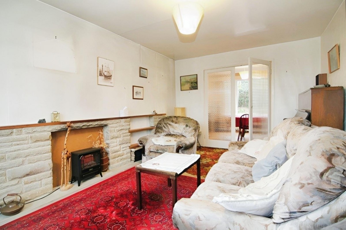 Well Garth View , Bramley , LS13 1EE