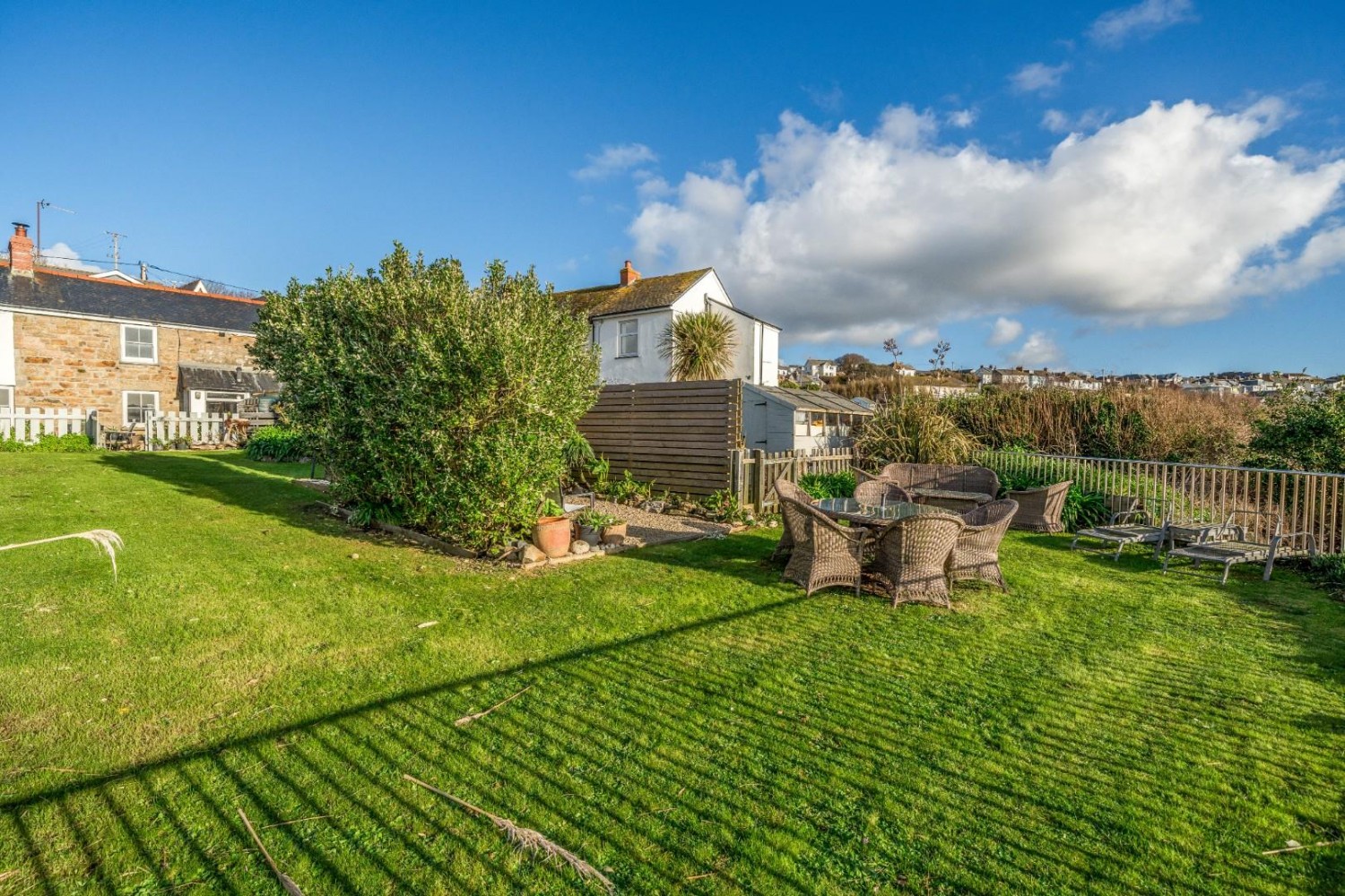 Oates Road, Marazion