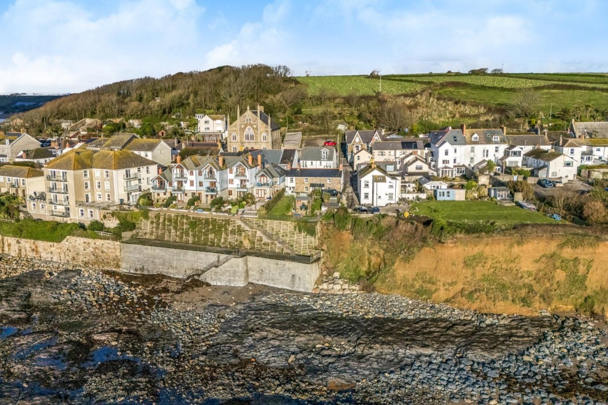 Oates Road, Marazion