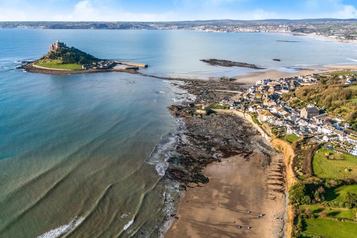 Oates Road, Marazion