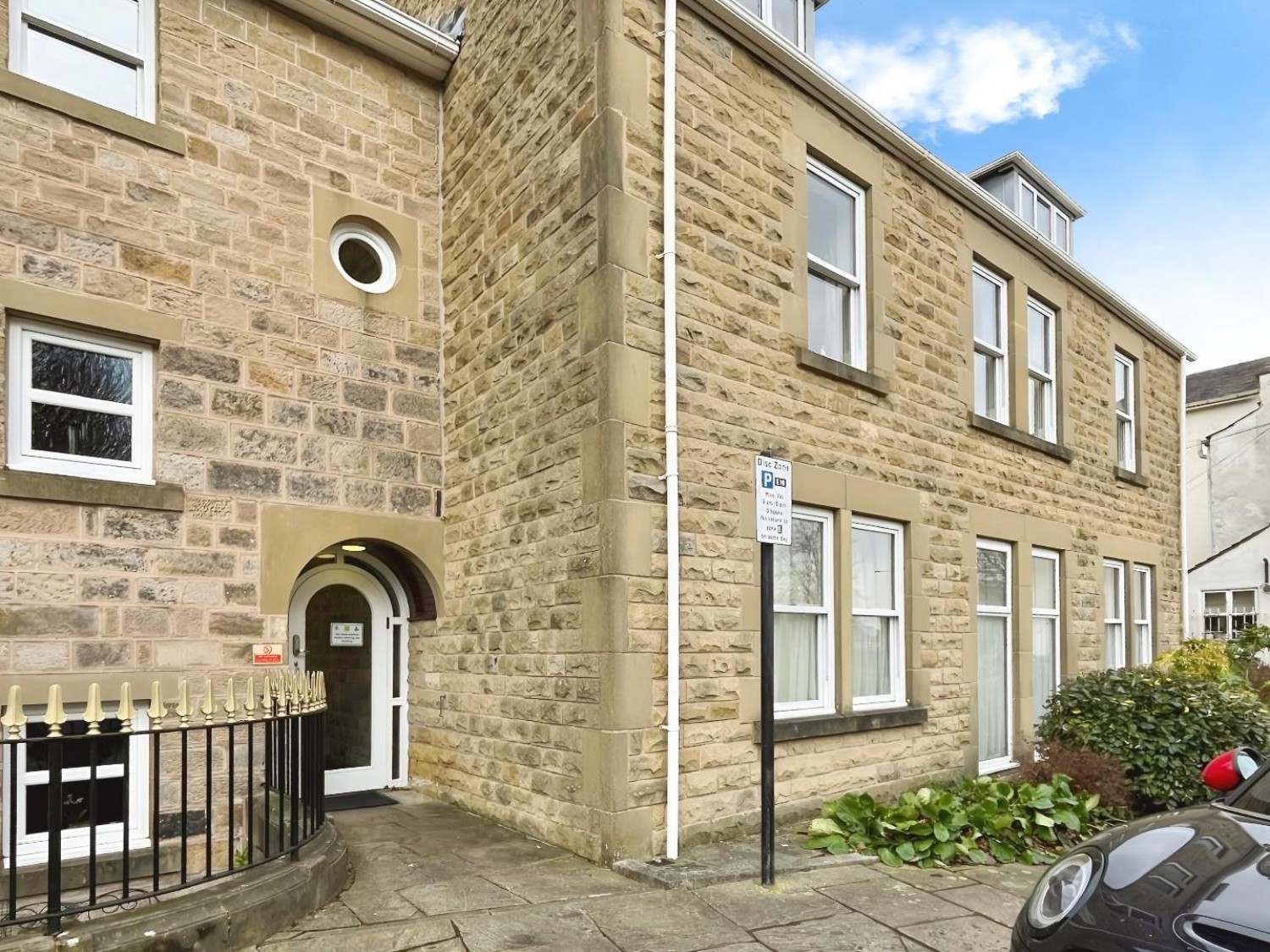 Church Square, Harrogate, HG1 4SS