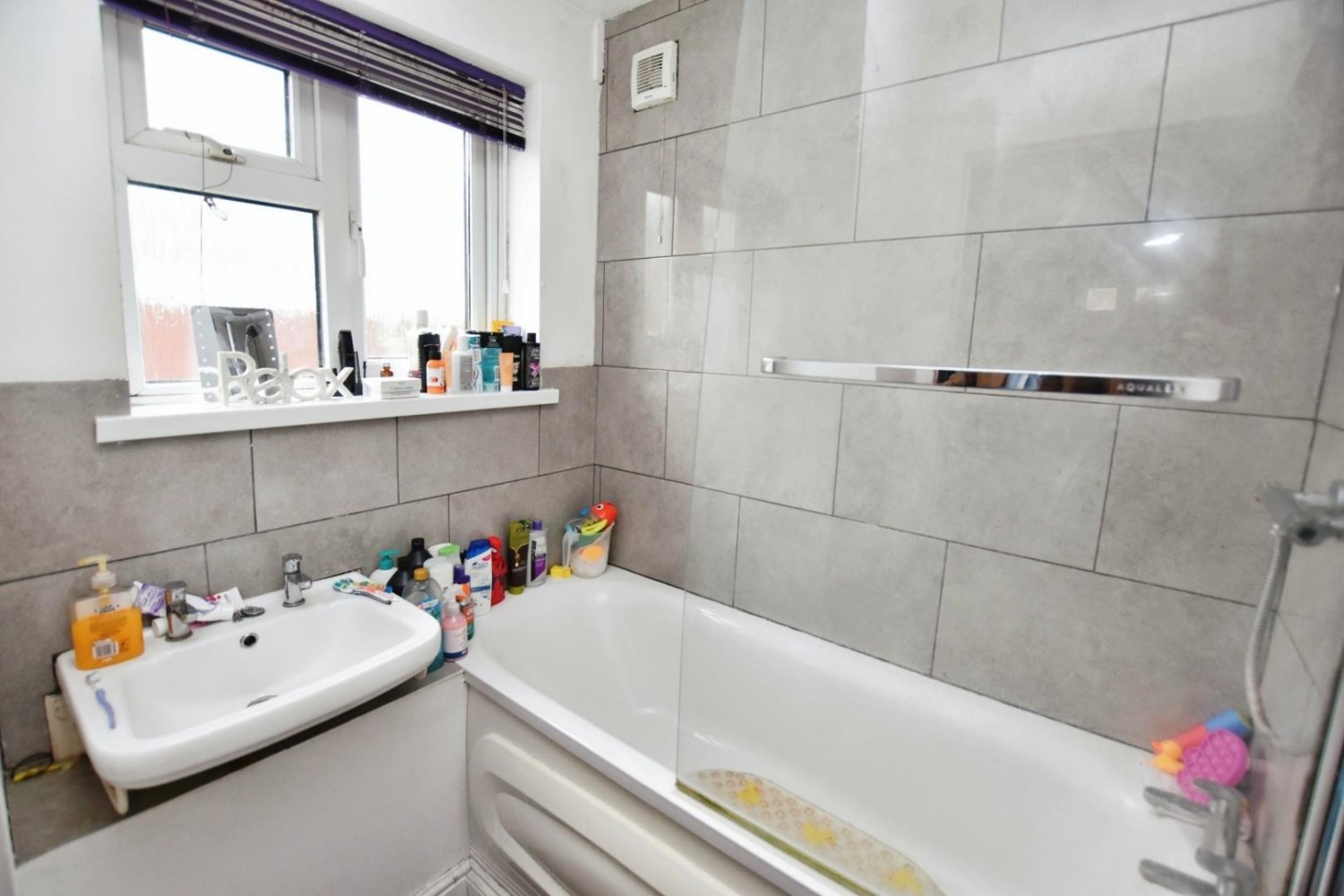2 bedroom Flat for sale in Dangerfield Avenue, Bristol