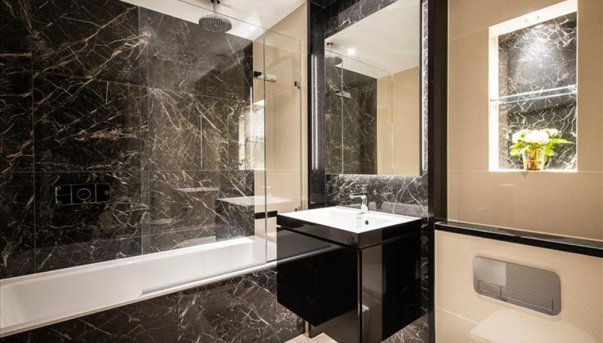 287 Garrett Mansions, Edgware Road, London, W2