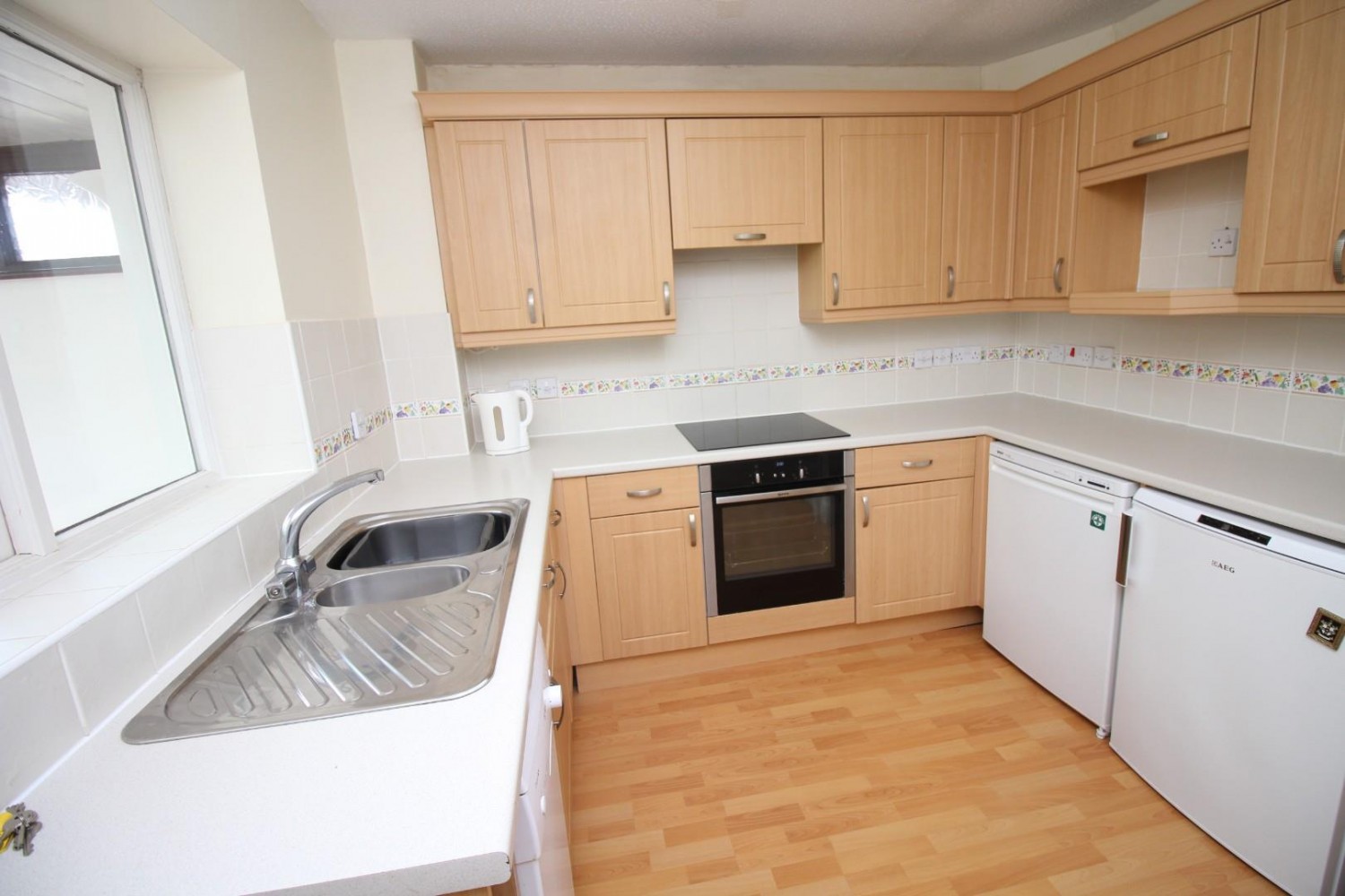 Courville Close, Alveston