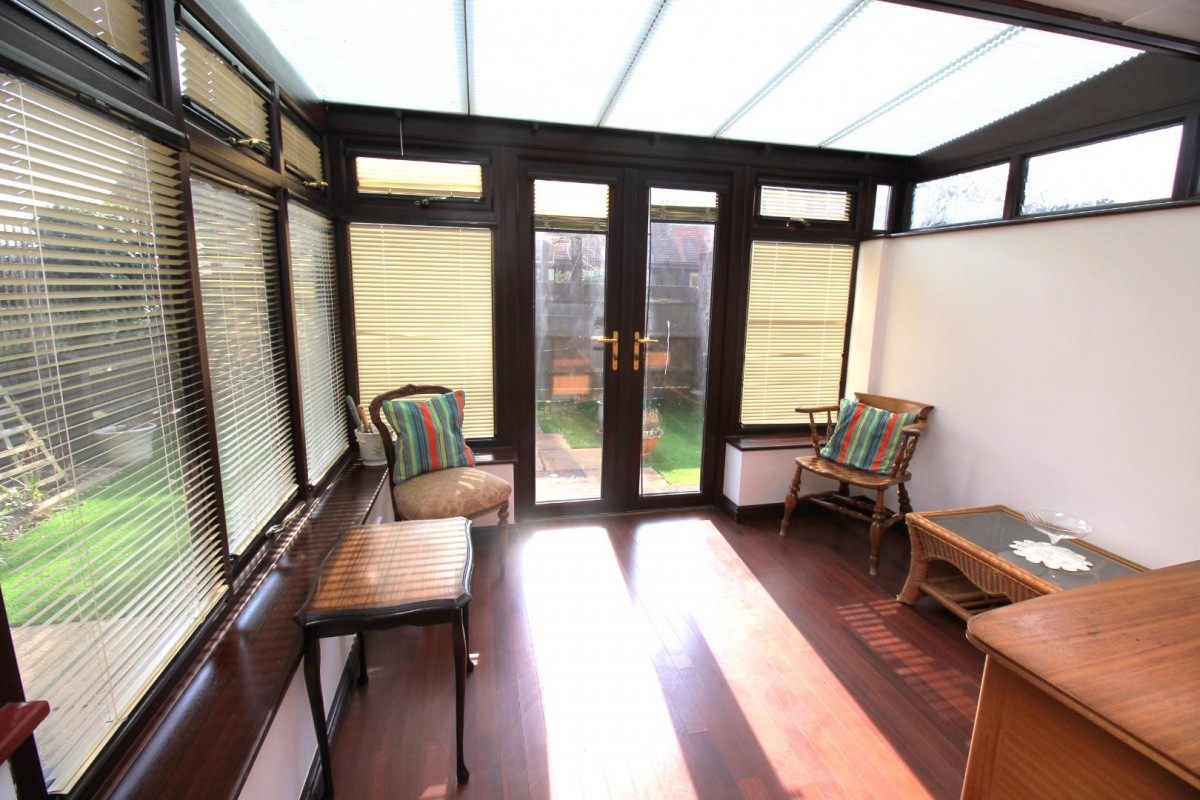 Courville Close, Alveston