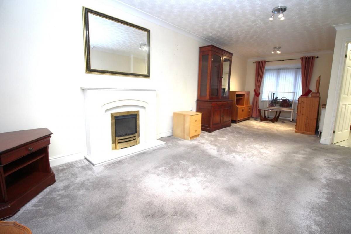 Courville Close, Alveston, Bristol