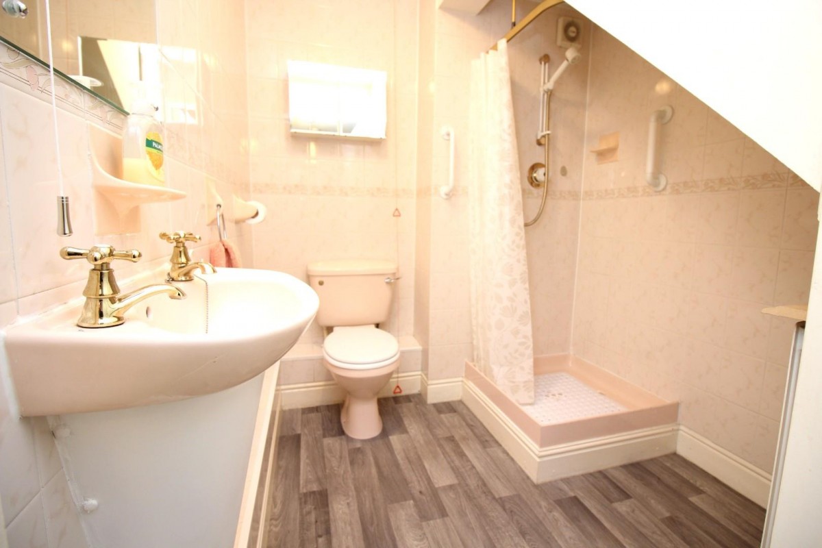 Courville Close, Alveston, Bristol