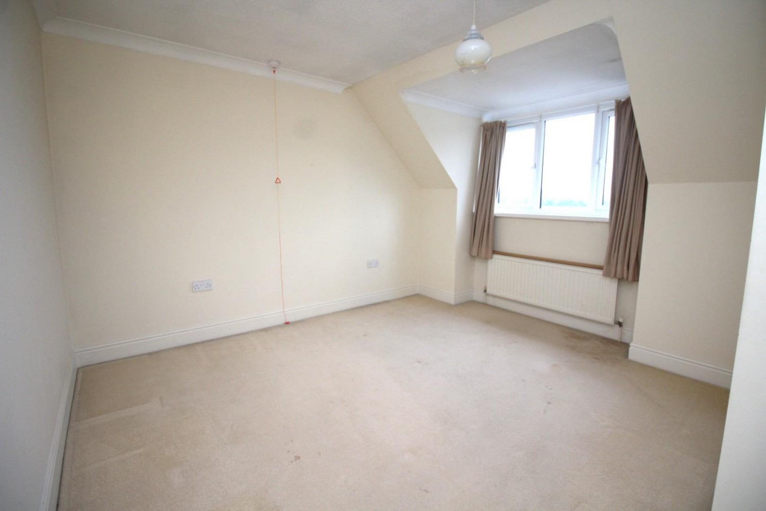 Courville Close, Alveston, Bristol