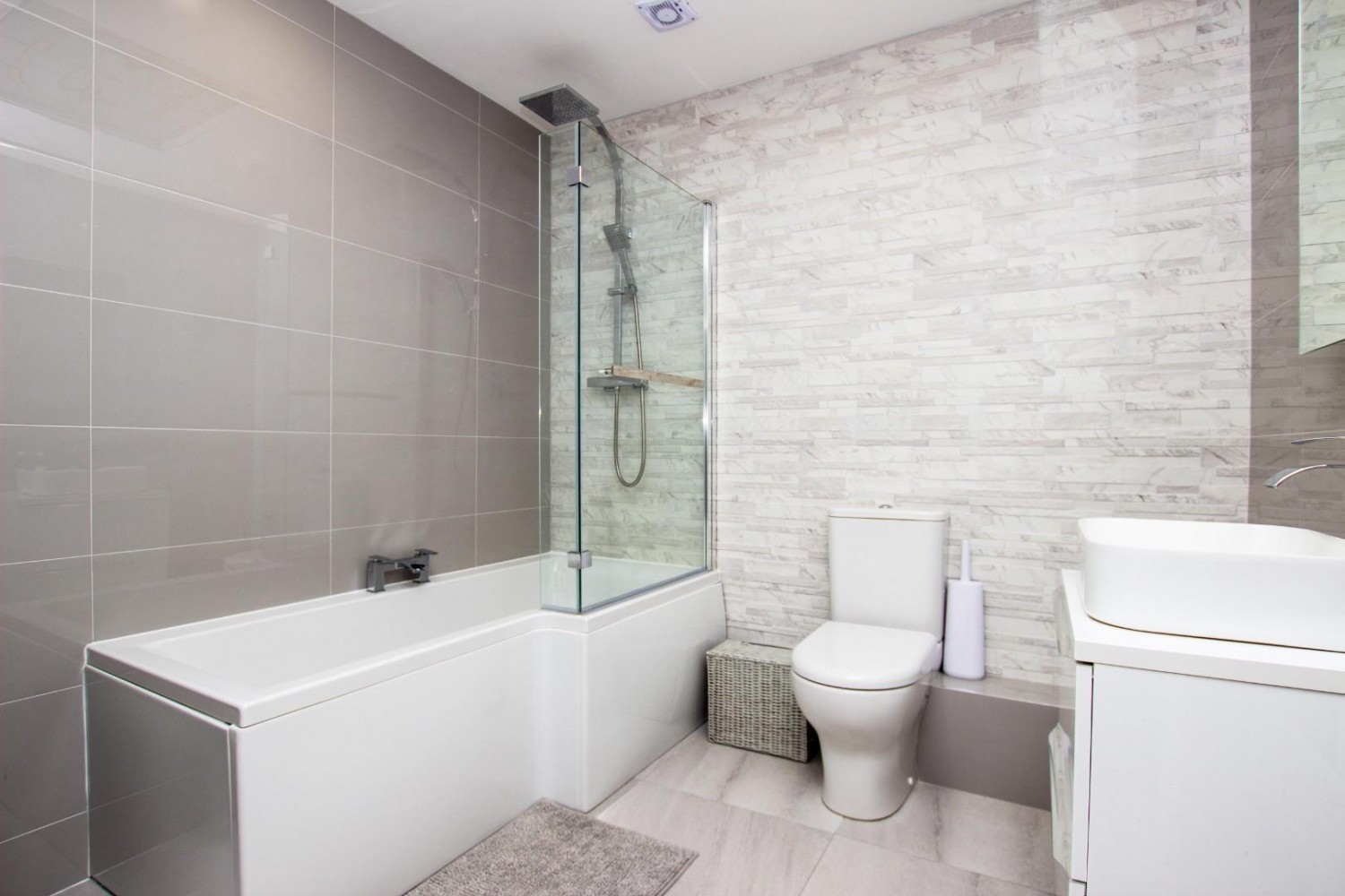 Sunnyhurst Lane, Darwen, BB3 1JN