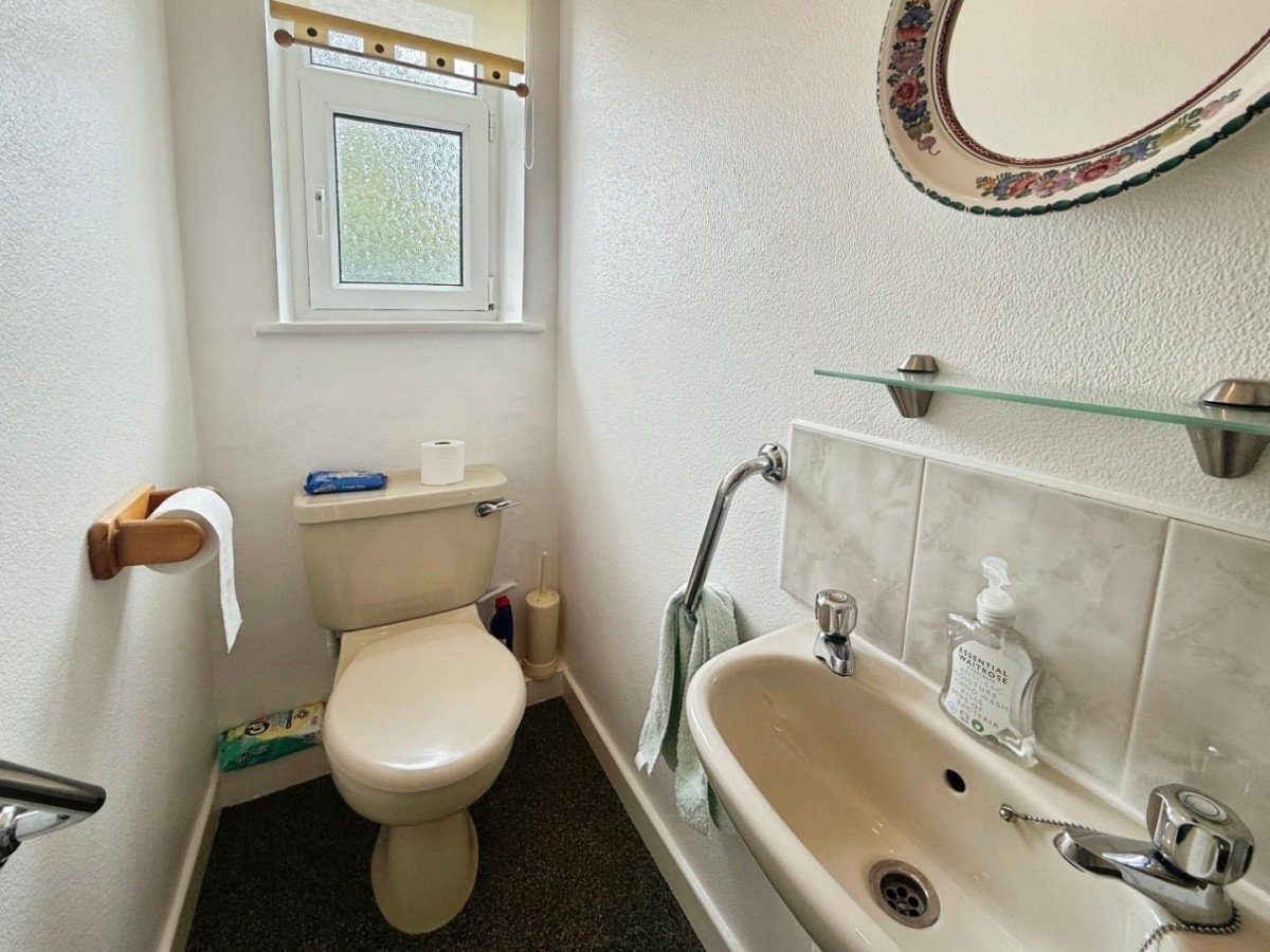 Stray Court Princes Villa Road, Harrogate, HG1 5RJ