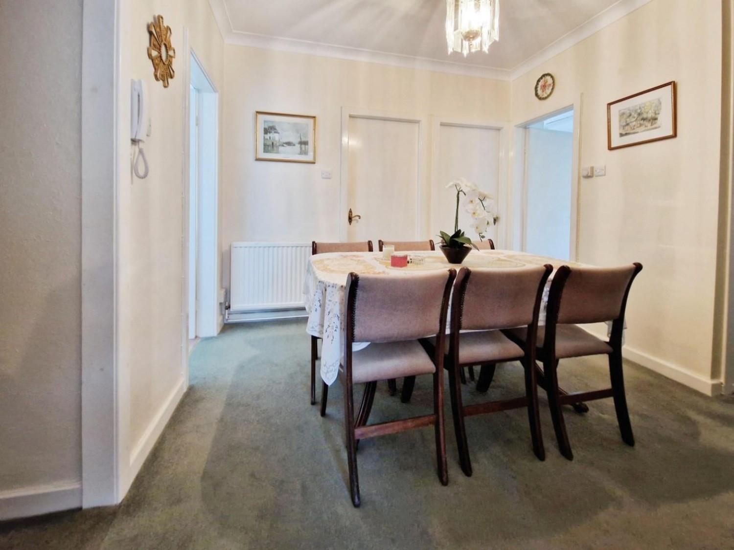 Stray Court Princes Villa Road, Harrogate, HG1 5RJ