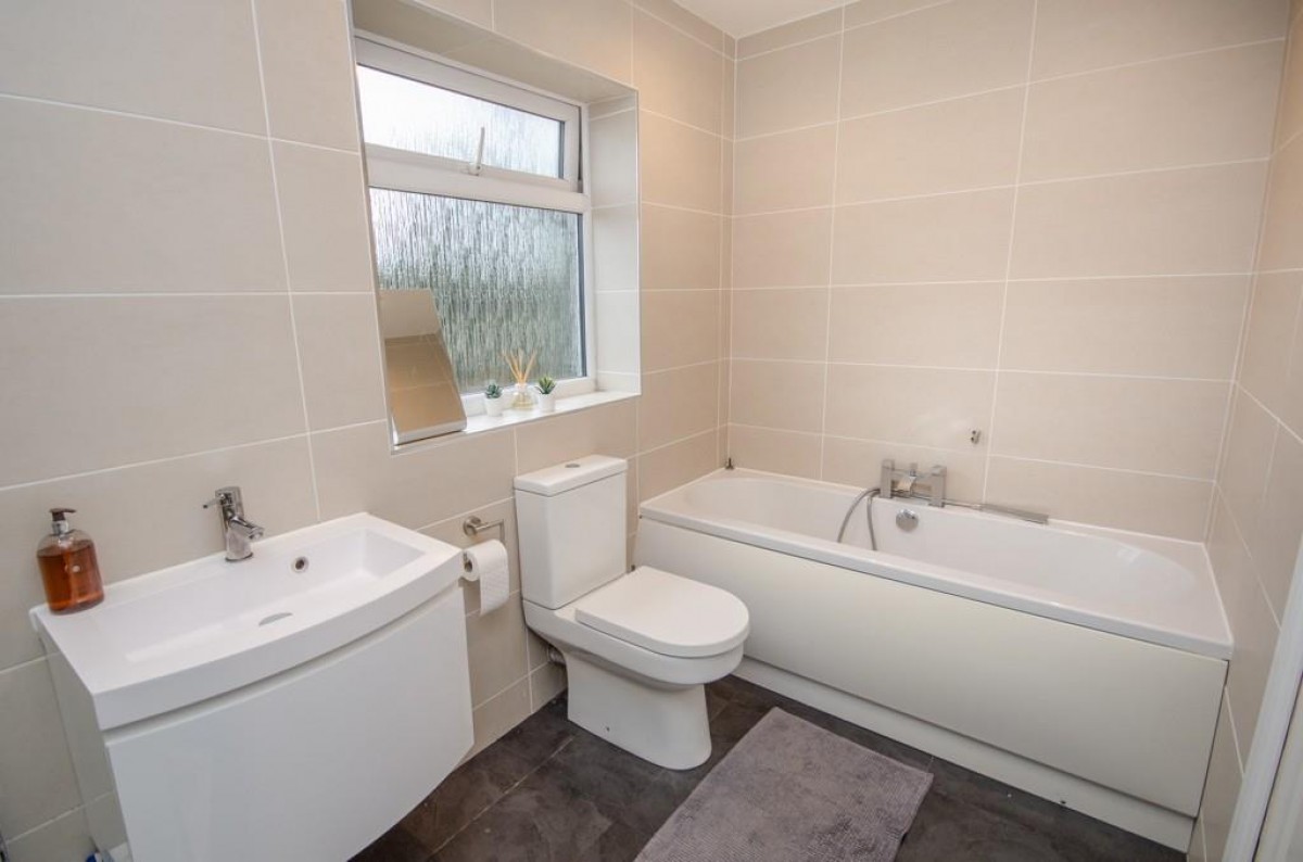 Royal Road, Mangotsfield, Bristol, BS16 9DH