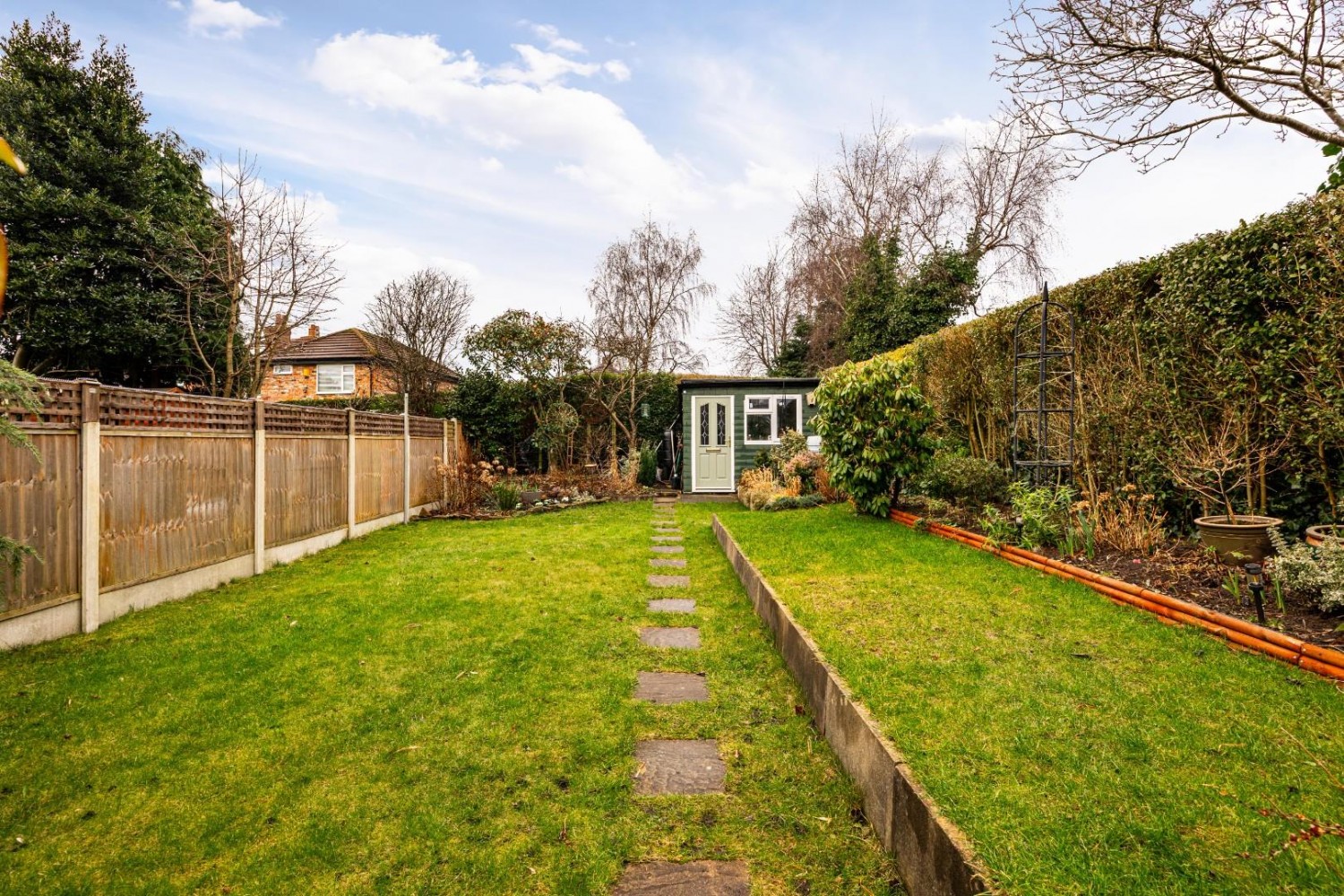 Heyes lane, Timperley