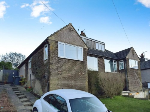 Manor House Road, Wilsden, West Yorkshire