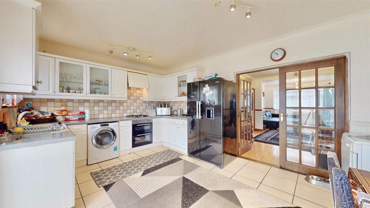 Tenterden Road, Dagenham, RM8