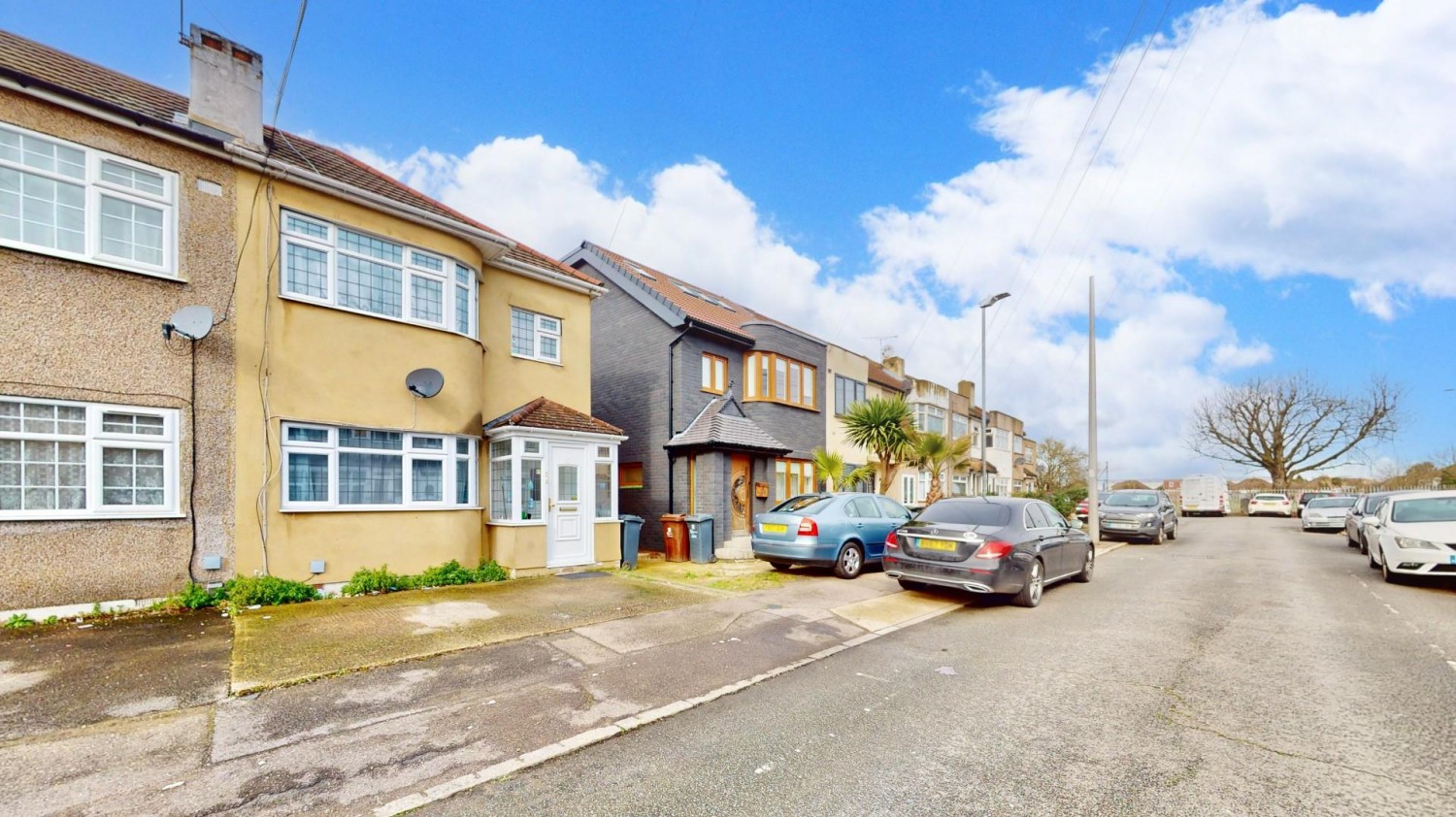 Tenterden Road, Dagenham, RM8