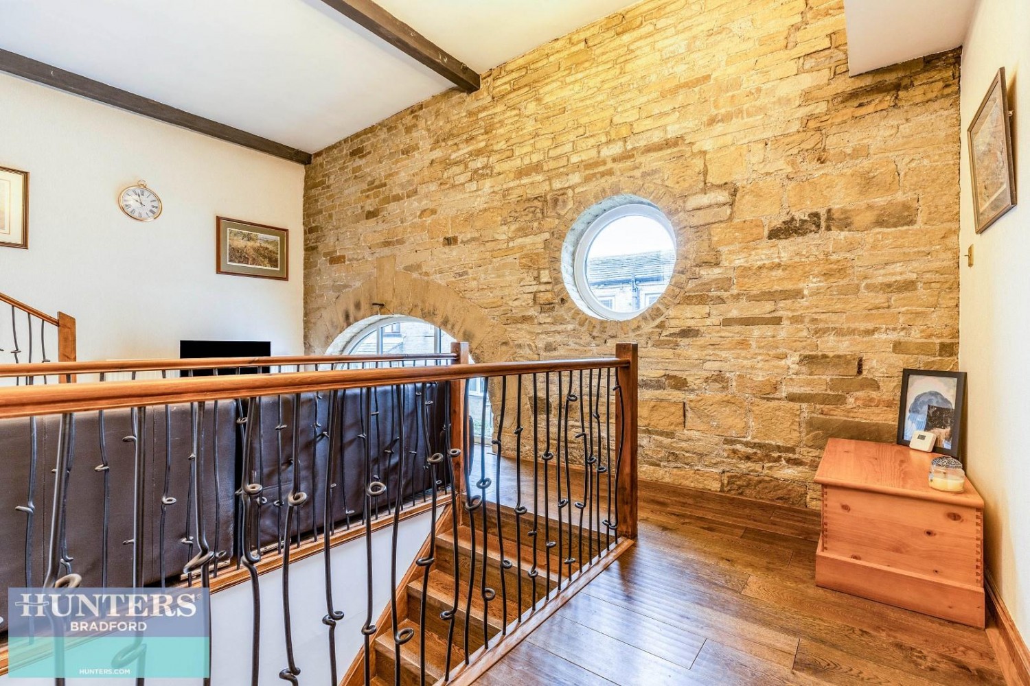 Lane Side, Queensbury, Bradford, West Yorkshire, BD13 1NE