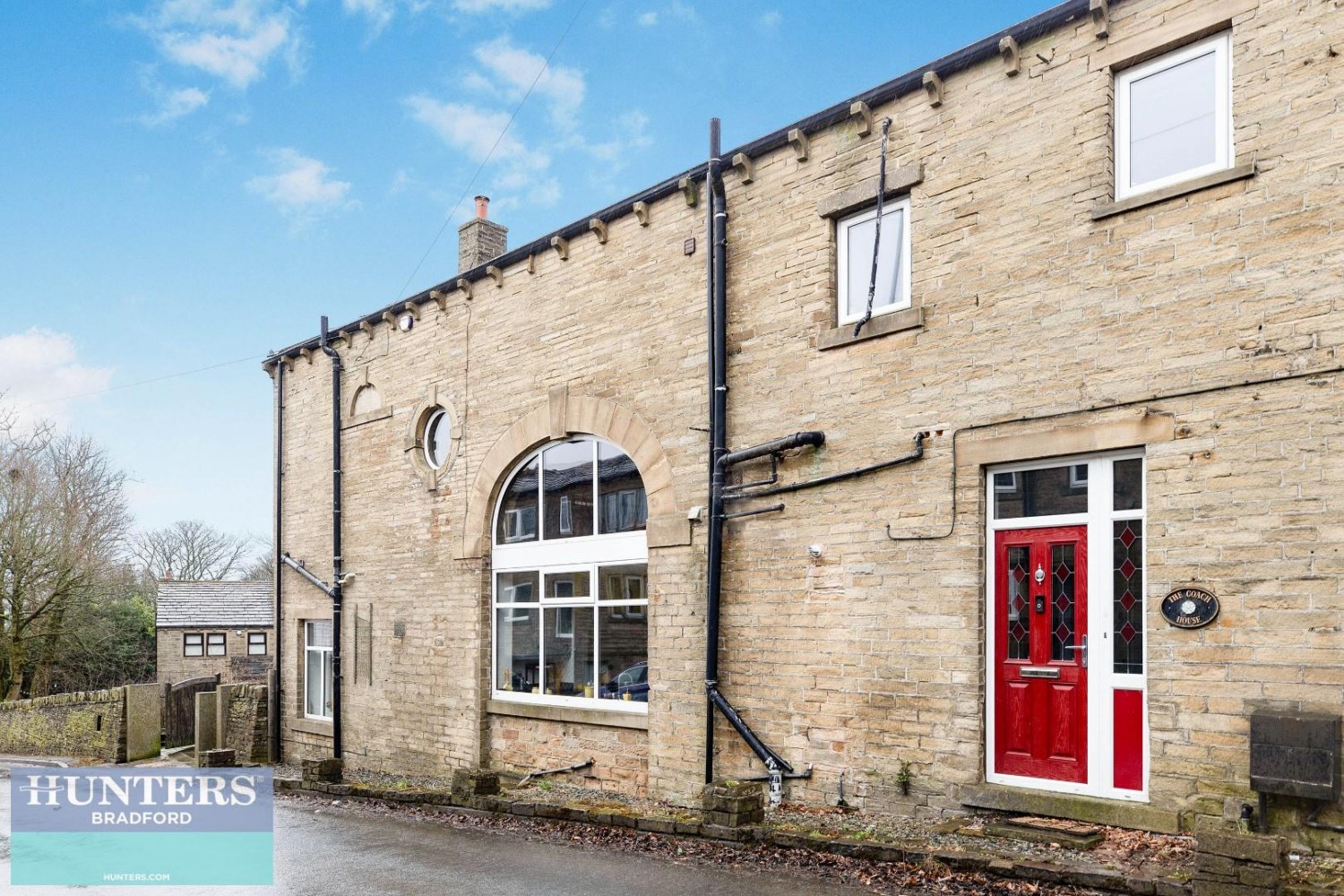 Lane Side, Queensbury, Bradford, West Yorkshire, BD13 1NE