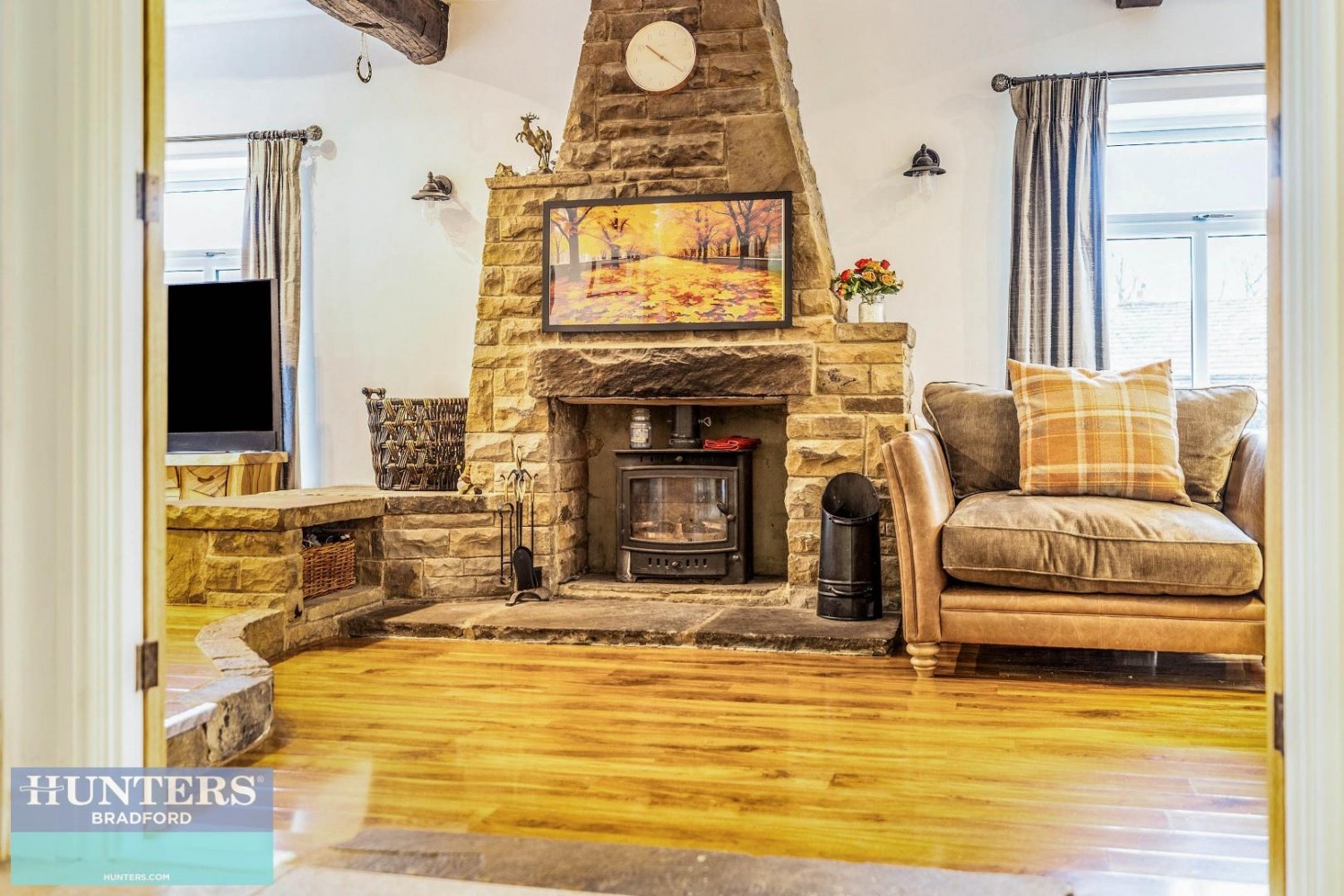 Lane Side, Queensbury, Bradford, West Yorkshire, BD13 1NE