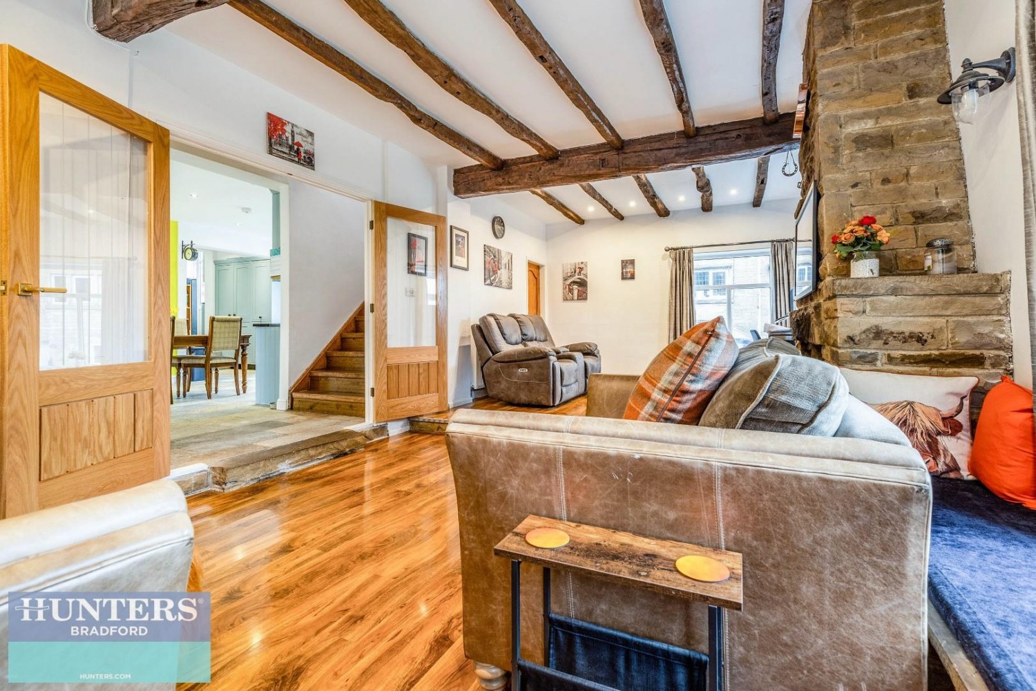 Lane Side, Queensbury, Bradford, West Yorkshire, BD13 1NE