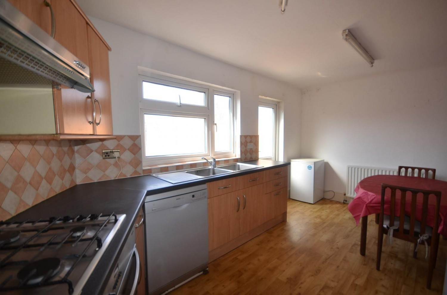 Elgin Avenue, , Kenton, Harrow, HA9 8QW