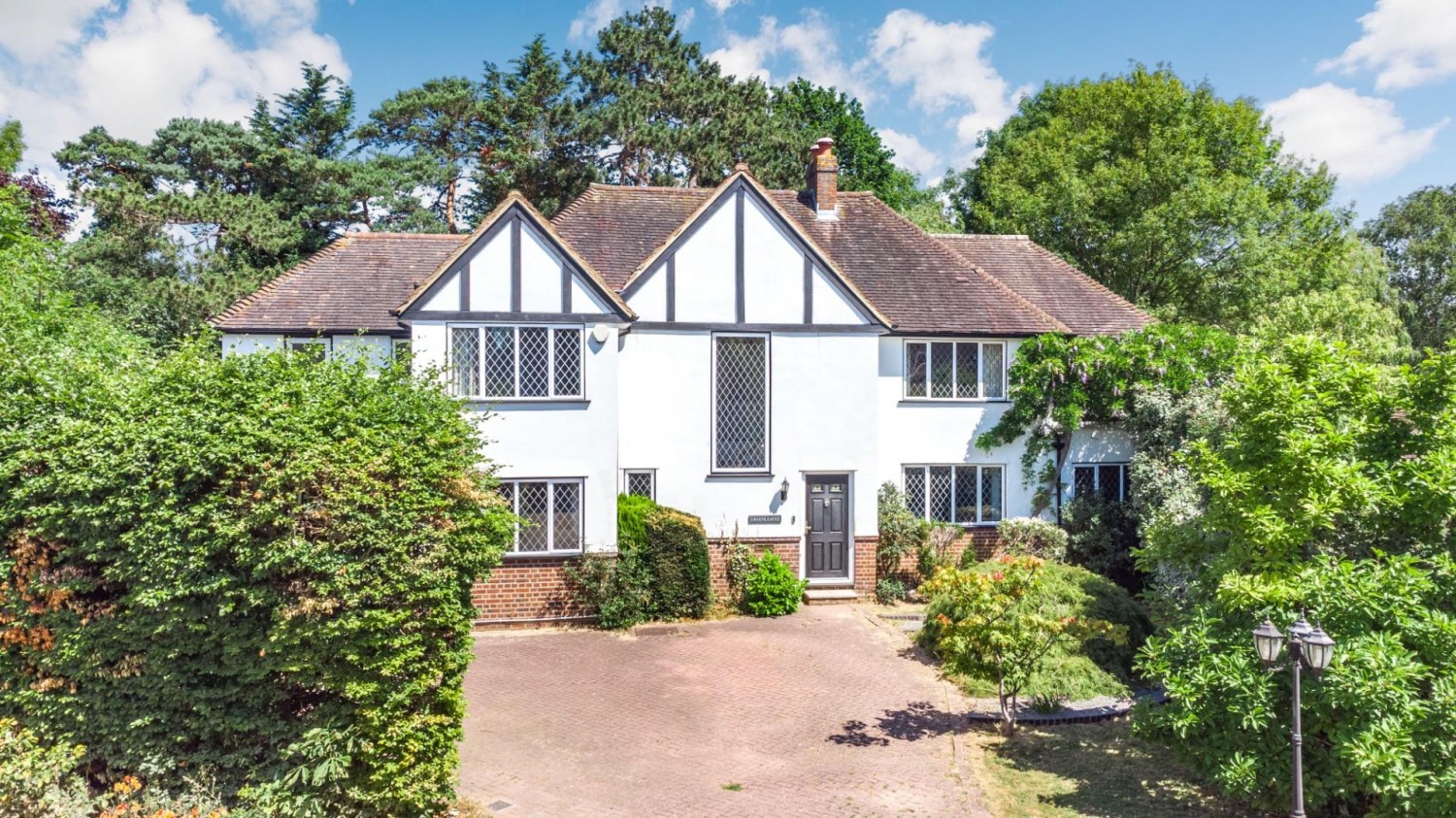 Oakwood Close, Chislehurst