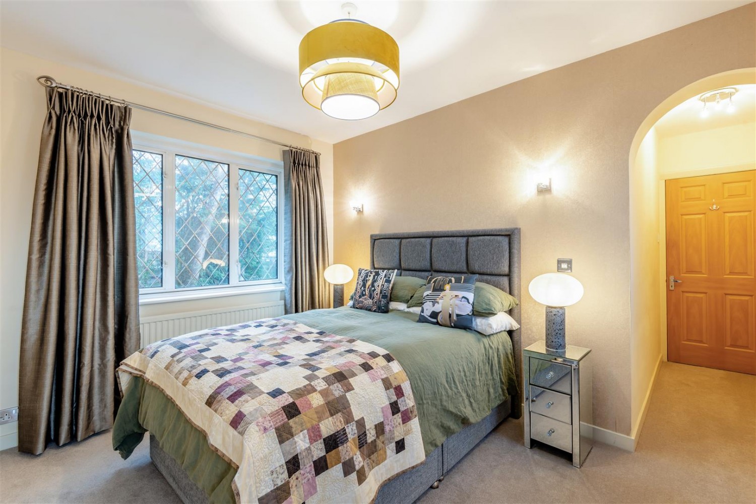 Oakwood Close, Chislehurst