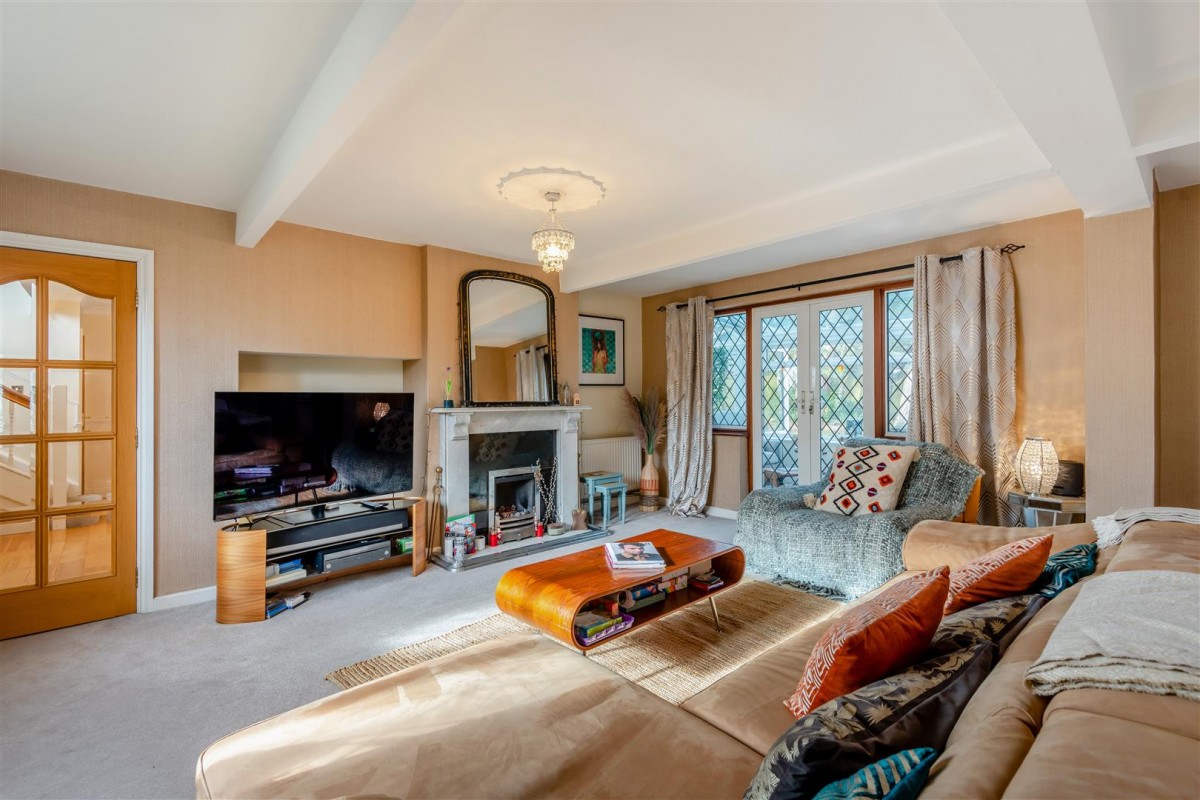 Oakwood Close, Chislehurst