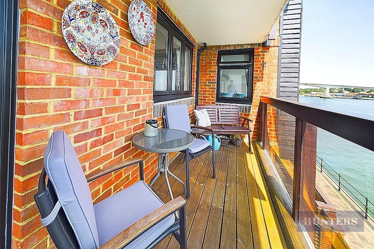 Moorhead Court, Ocean Village, SO14