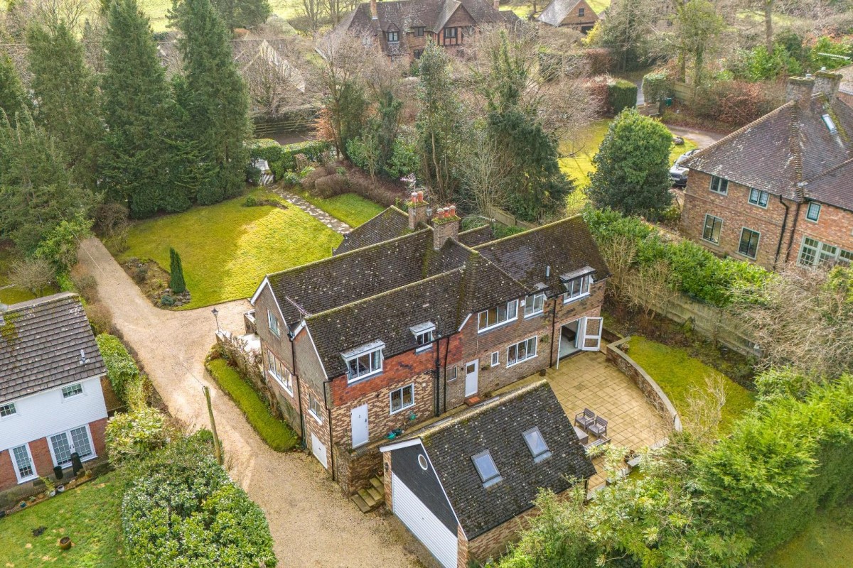 Martinsend Lane, Great Missenden, Buckinghamshire, HP16 9HS