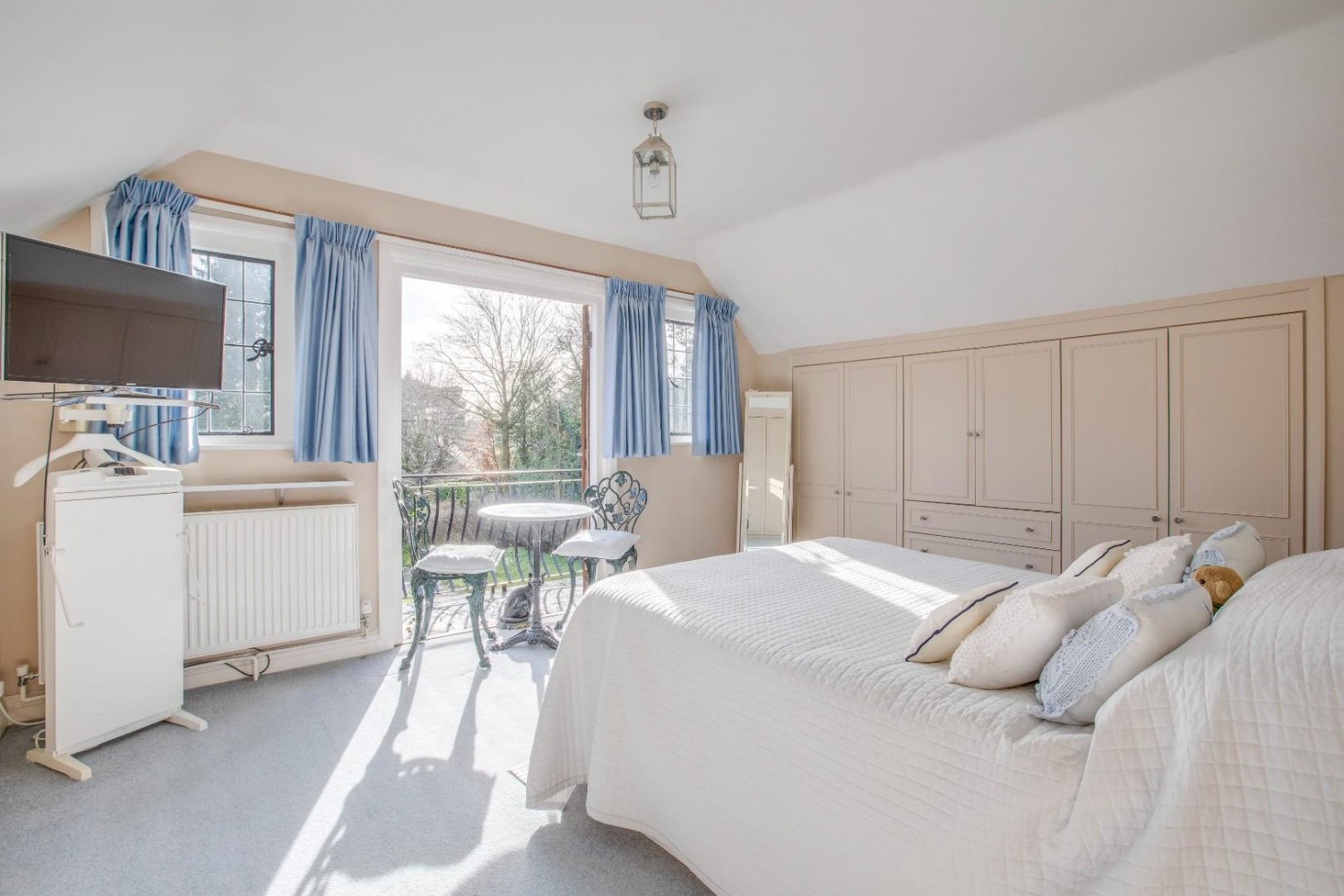 Martinsend Lane, Great Missenden, Buckinghamshire, HP16 9HS