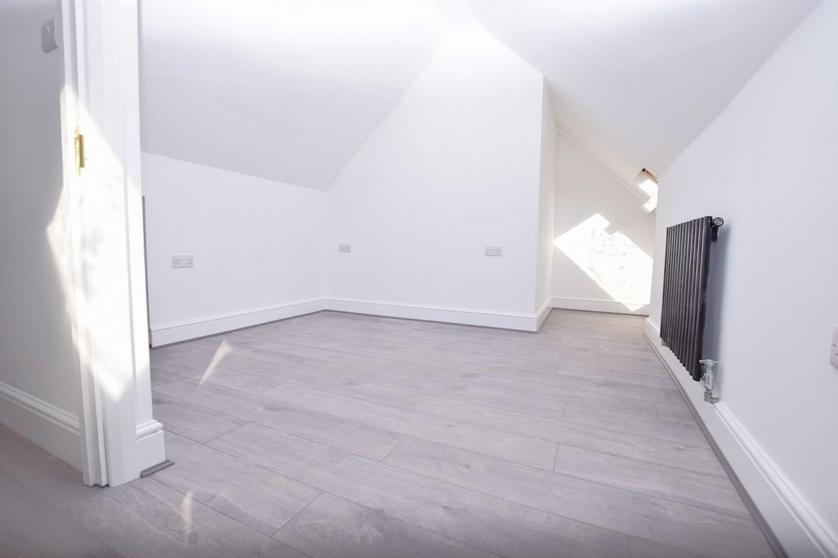 Chittys Lane, Dagenham, RM8