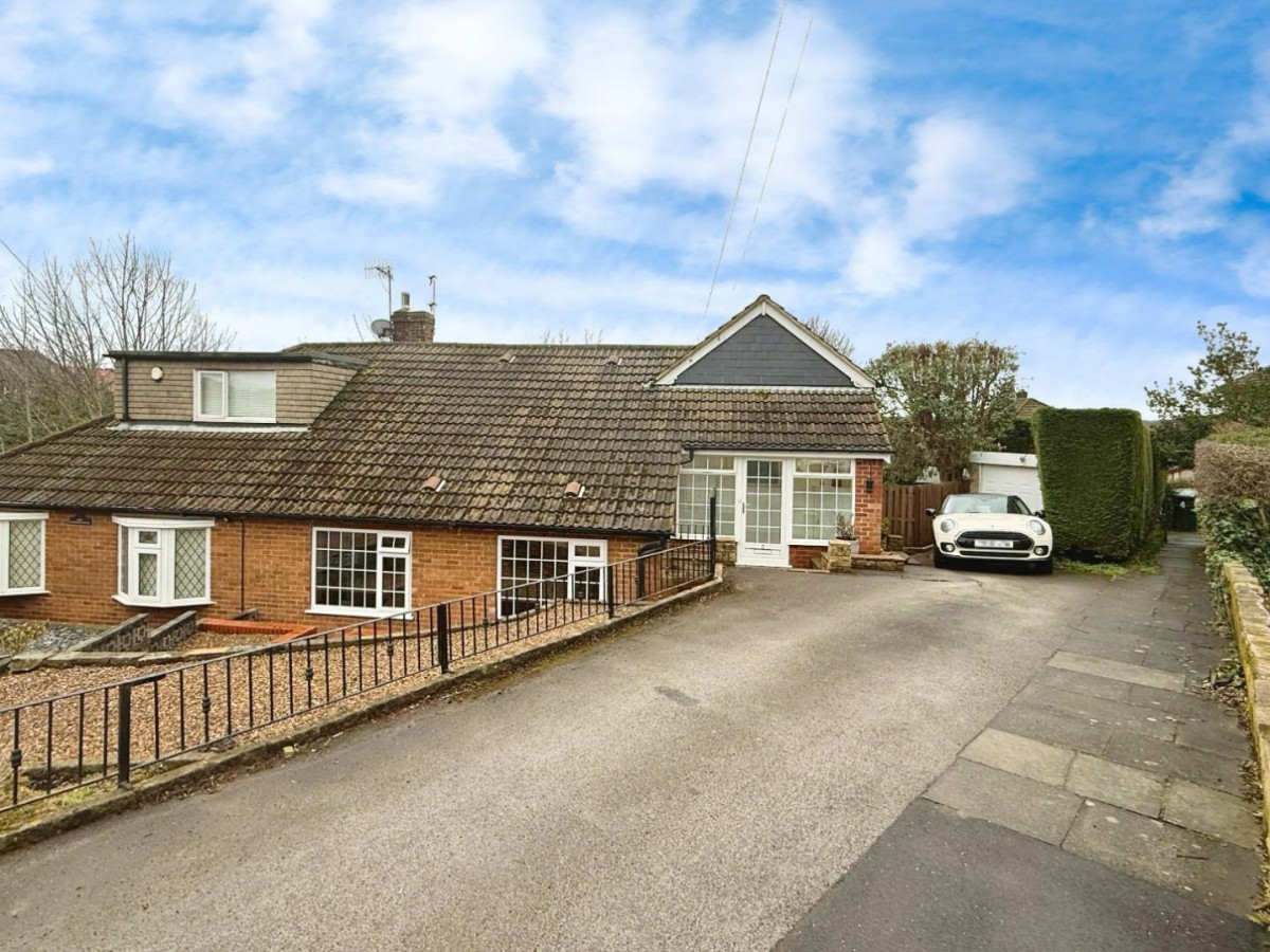 Hawthorn Crescent, Baildon,