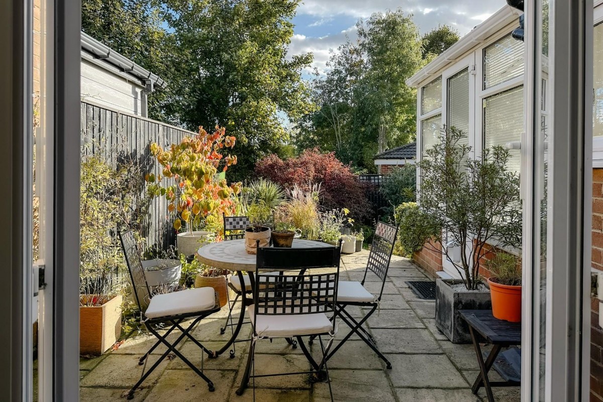 Hawthorn Crescent, Baildon,