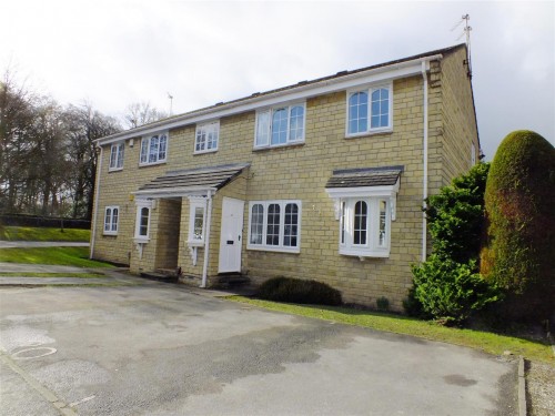 Oakdene Vale, Shadwell, Leeds, LS17 8XT