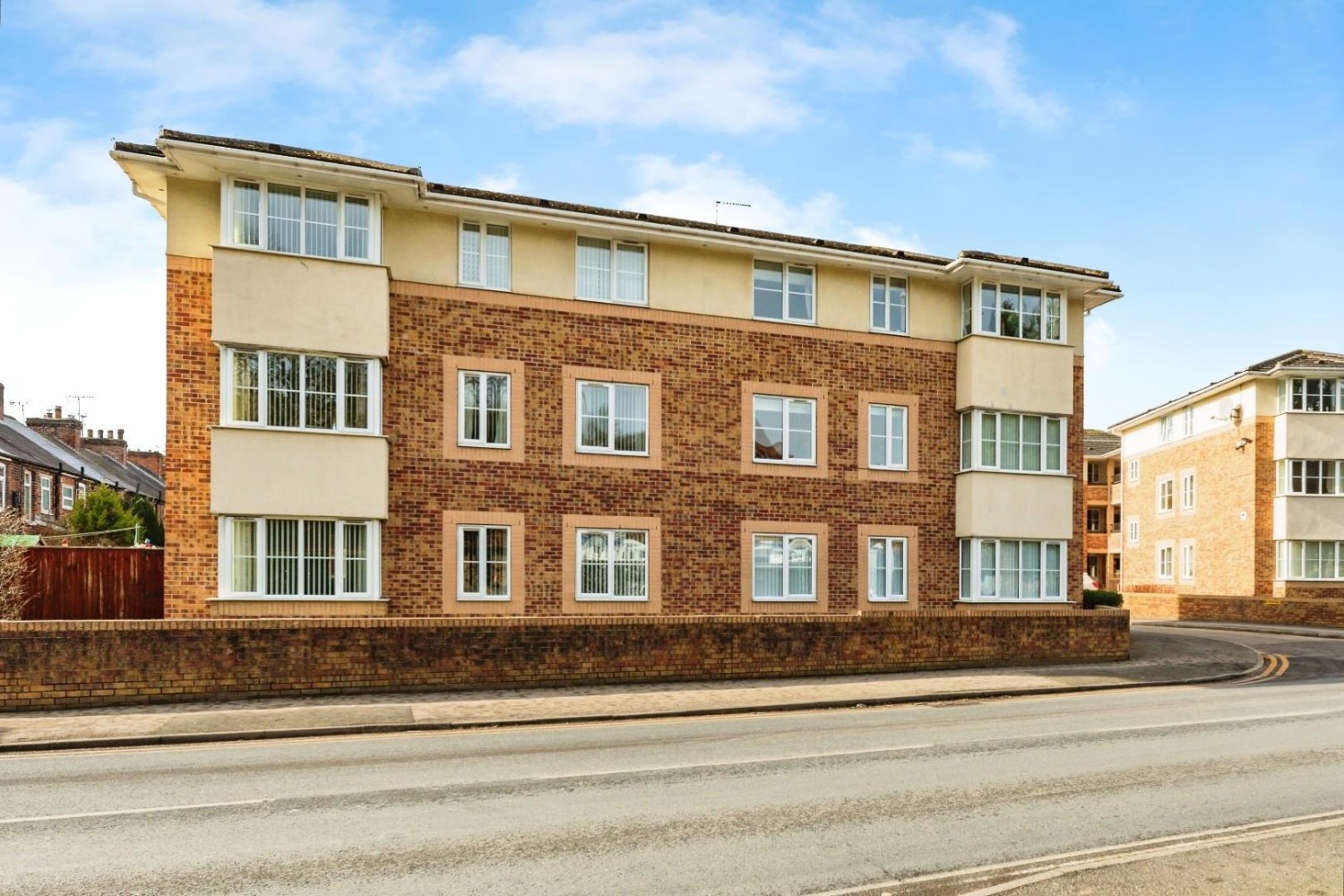 Cowley Lane, Chapeltown, Sheffield, S35 1SY