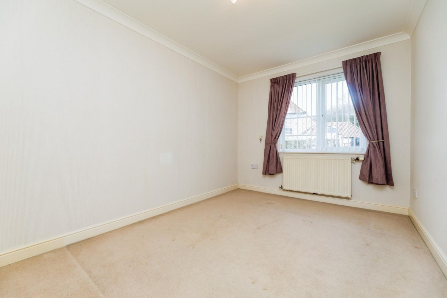 Cowley Lane, Chapeltown, Sheffield, S35 1SY
