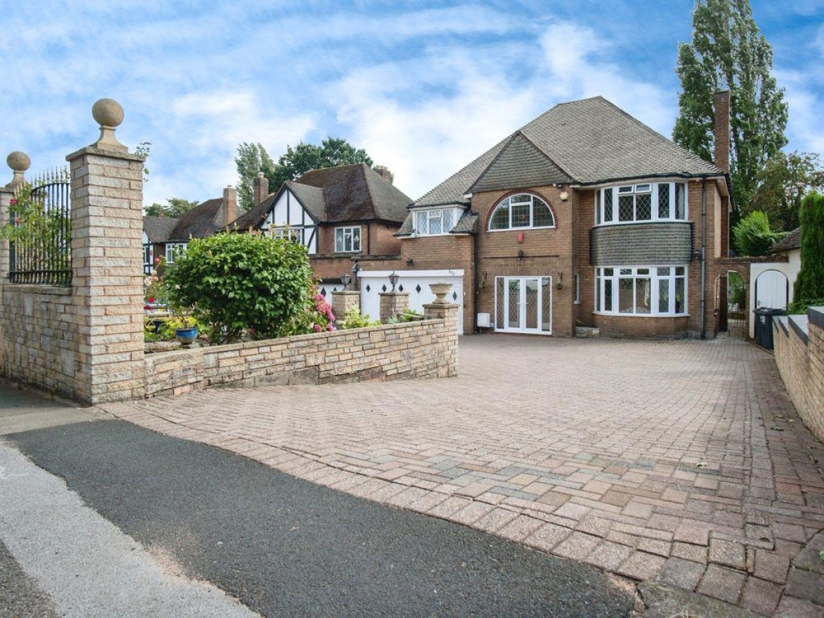Monmouth Drive, Sutton Coldfield